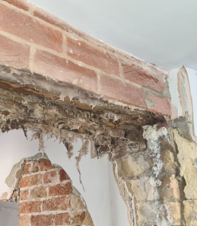 https://britishdampproofing.co.uk/wp-content/uploads/2021/09/tt1-buckets.jpg